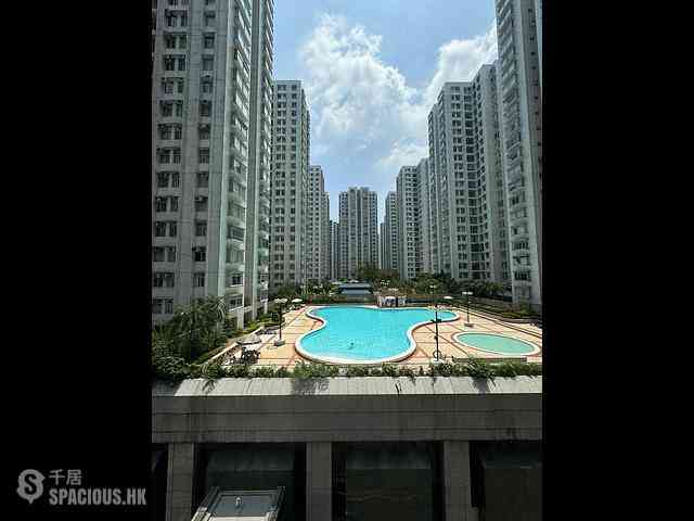 Tai Koo Shing - Tai Koo Shing Kam Din Terrace 05