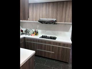 Braemar Hill - Hanking Court 03