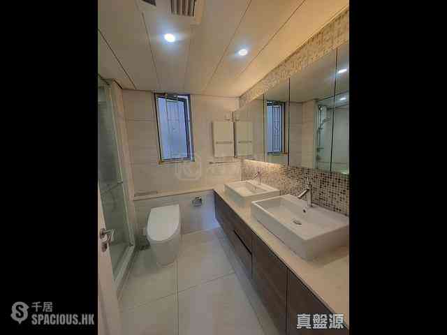 West Kowloon - The Harbourside 07