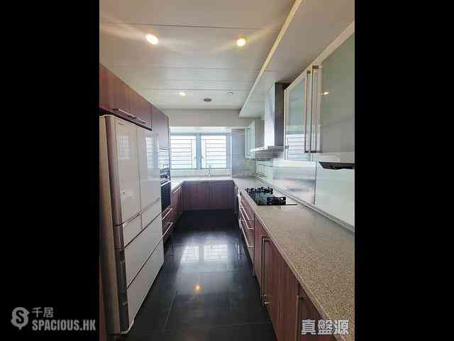 West Kowloon - The Harbourside 09