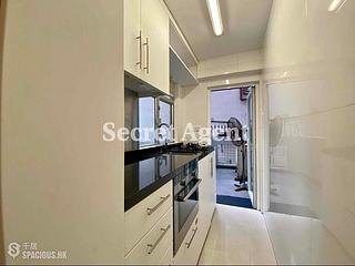 Sai Ying Pun - Kui Yan Court 07
