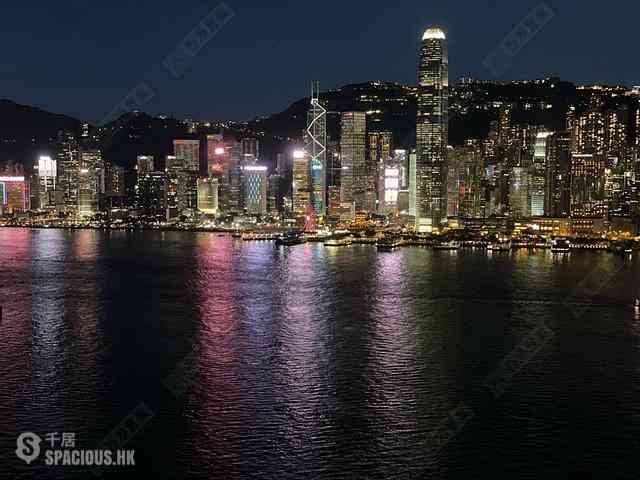 West Kowloon - The Harbourside 05
