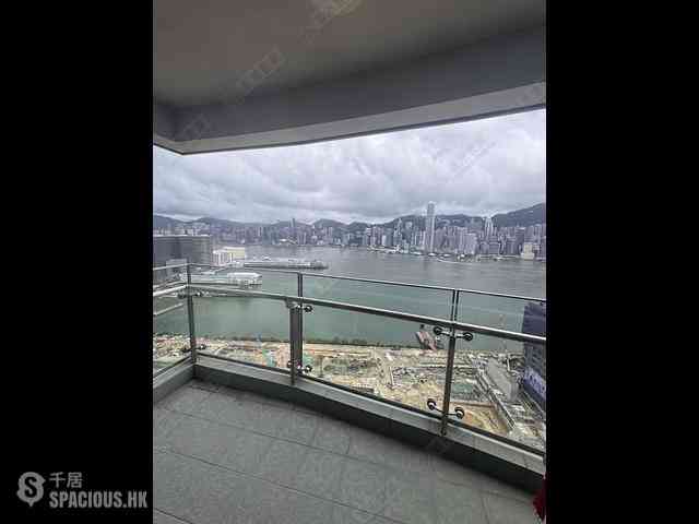 West Kowloon - The Harbourside 08