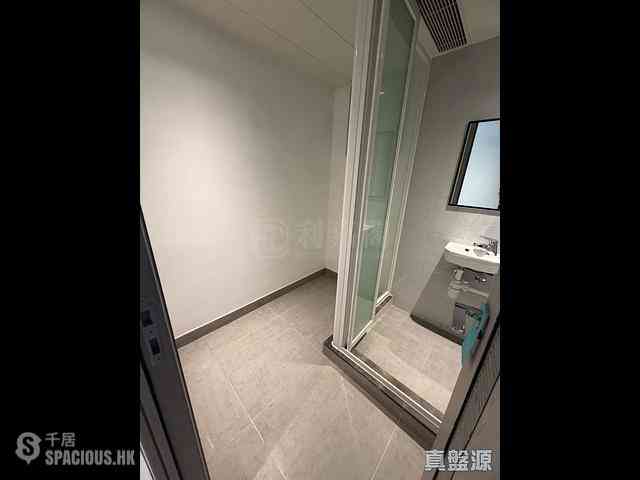 Wong Chuk Hang - The Southside Phase 3C Blue Coast II Tower 5 09