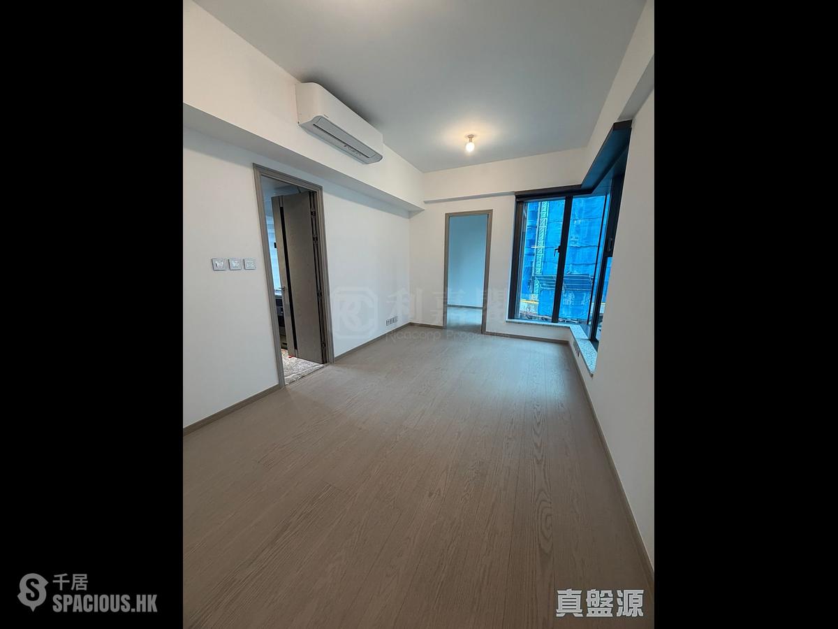 Wong Chuk Hang - The Southside Phase 3C Blue Coast II Tower 5 01