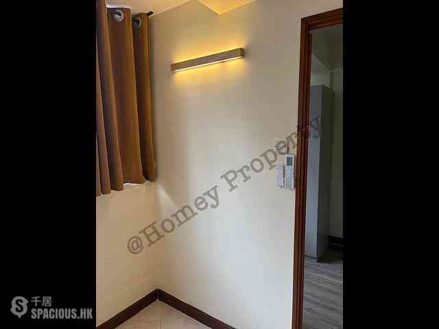 Sai Ying Pun - Samtoh Building 06