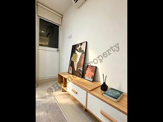 Sai Ying Pun - Fook Moon Building 03