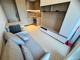 Quarry Bay - Finnie 02