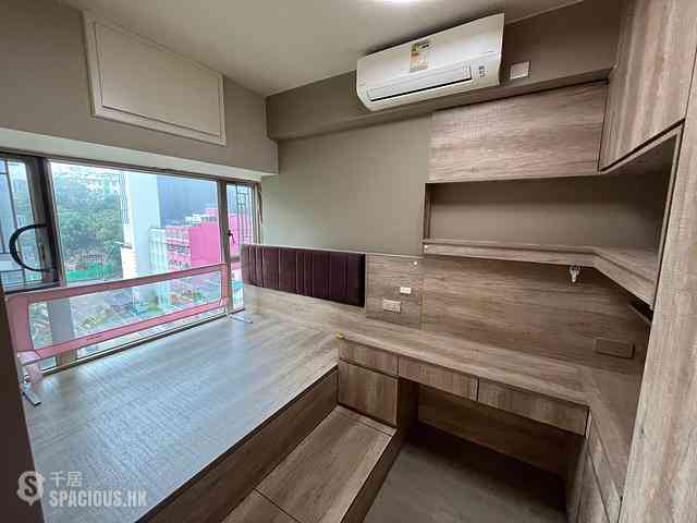 Wan Chai - The Zenith 06