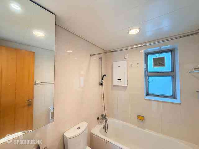 Wan Chai - The Zenith 13