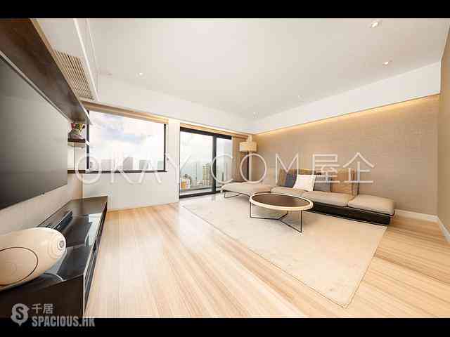 Tai Hang - Yick King Building 01