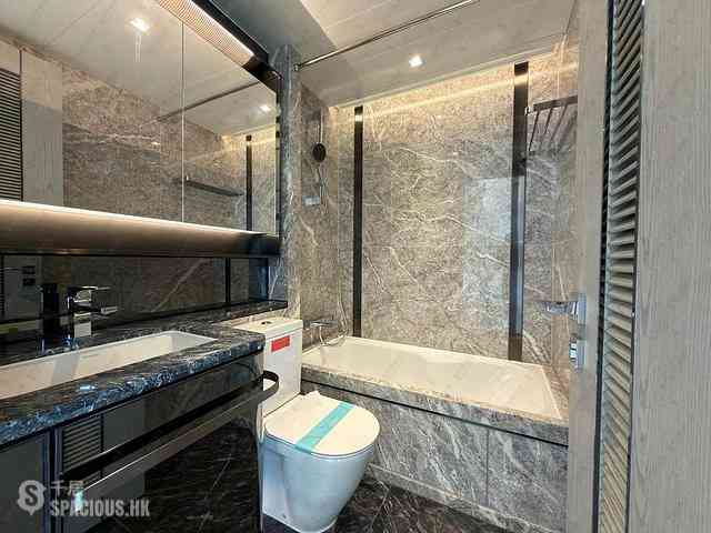 Wong Chuk Hang - The Southside Phase 3C Blue Coast II Tower 3 08