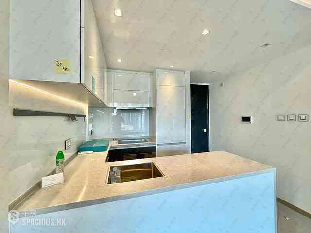 Wong Chuk Hang - The Southside Phase 3C Blue Coast II Tower 5 06