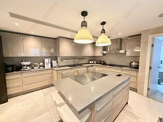 山顶 - Guildford Court 03
