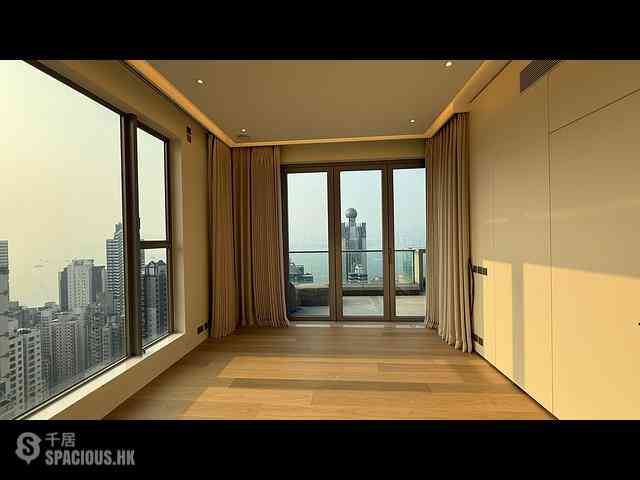Sai Ying Pun - The Summa Block 1 02