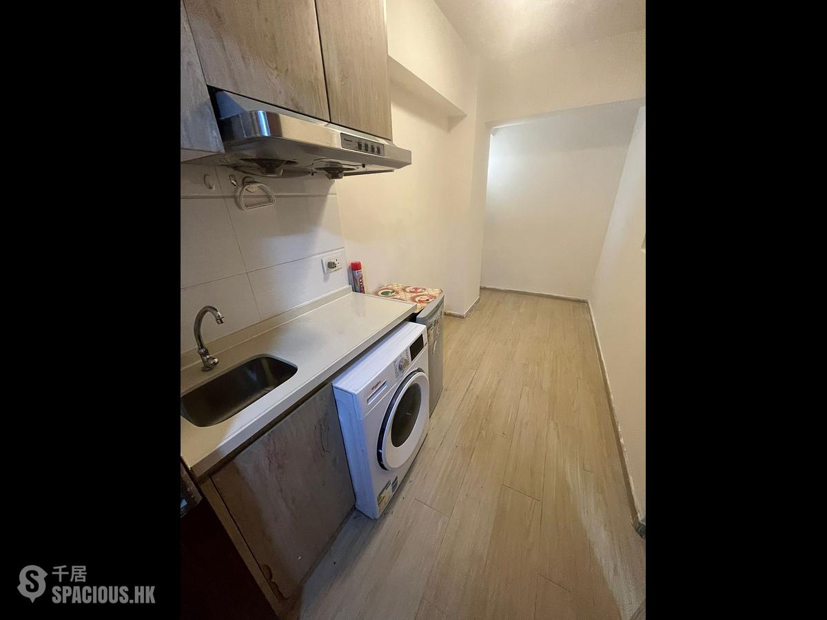 Sai Ying Pun - Western House 01