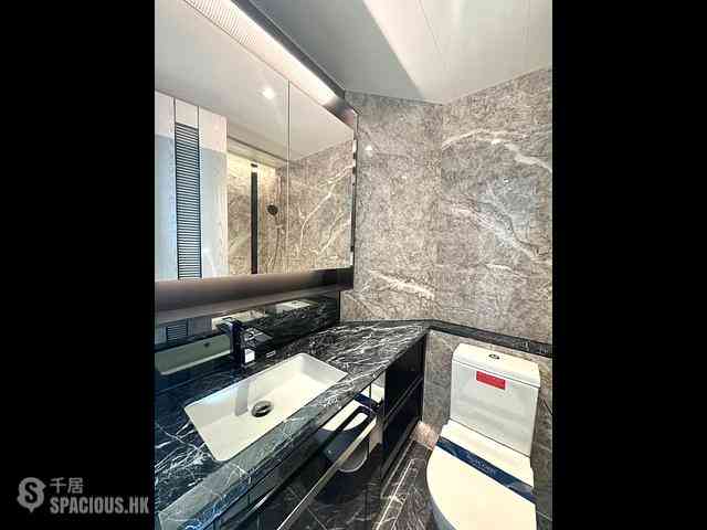 Wong Chuk Hang - The Southside Phase 3B Blue Coast Tower 2B 08