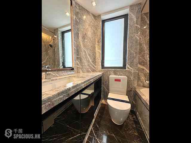 Wong Chuk Hang - The Southside Phase 3B Blue Coast Tower 2B 08