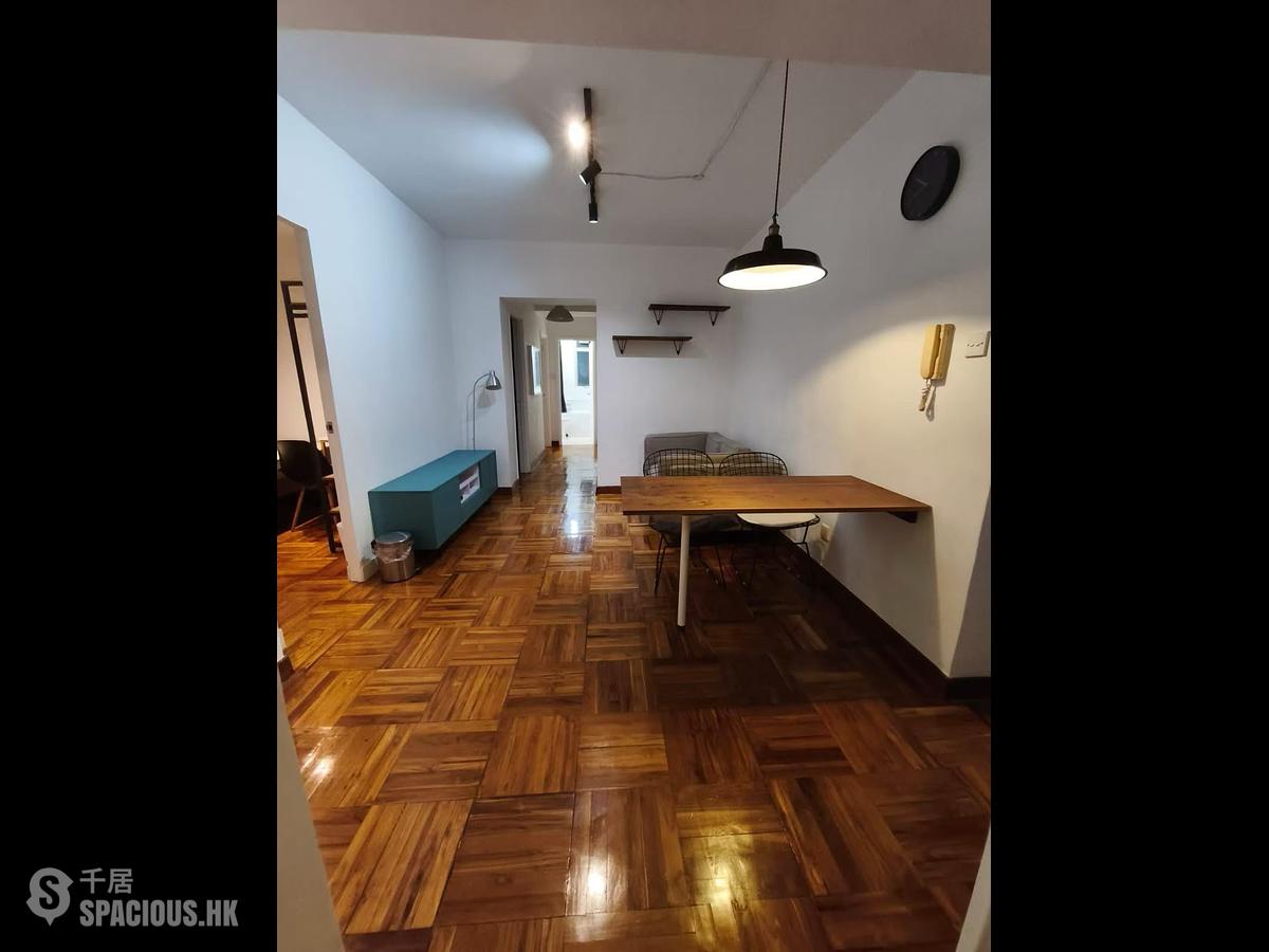 Sai Ying Pun - Lechler Court 01
