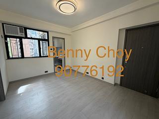 Sai Ying Pun - Fu Moon Building 02