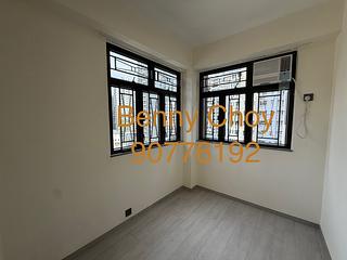 Sai Ying Pun - Fu Moon Building 06