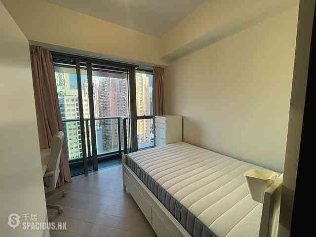 Shek Tong Tsui - Novum West Block 1 06