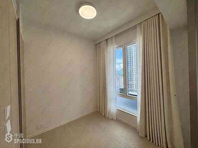 Wan Chai - 33 Kennedy Road 06