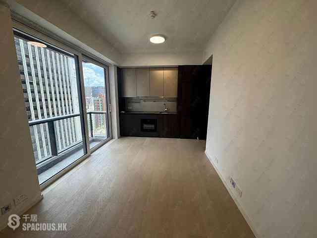 Wan Chai - 33 Kennedy Road 08