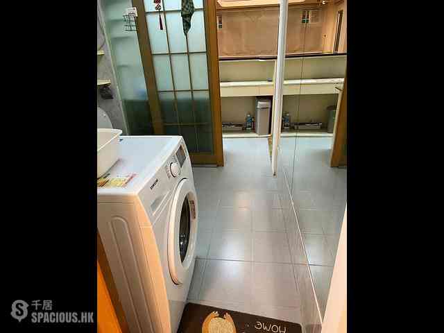 Wan Chai - David House 04