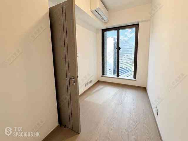 Wong Chuk Hang - The Southside Phase 3C Blue Coast II Tower 3 03