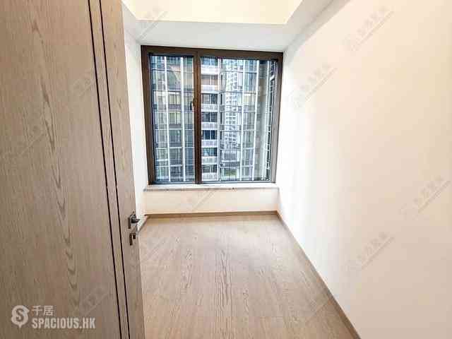 Wong Chuk Hang - The Southside Phase 3B Blue Coast Tower 2B 06