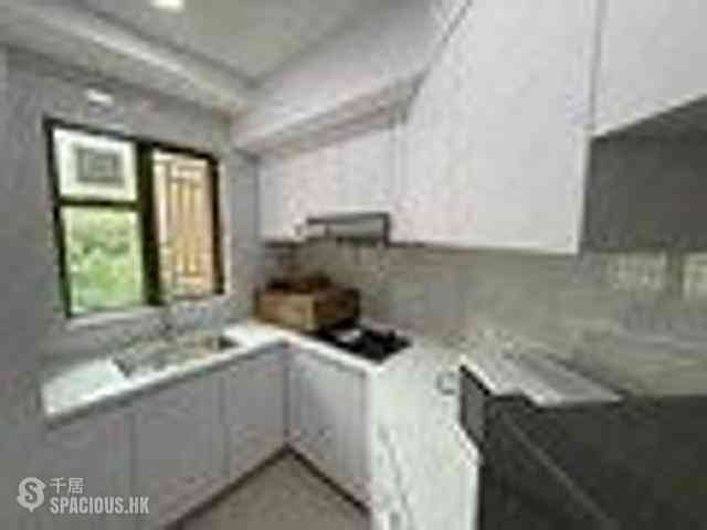 Shek Tong Tsui - The Belcher's Phase 1 Block 1 04