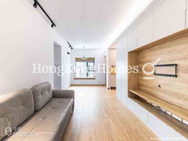 Wan Chai - Royal Court 01