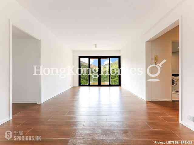 Tai Hang - Ronsdale Garden 01