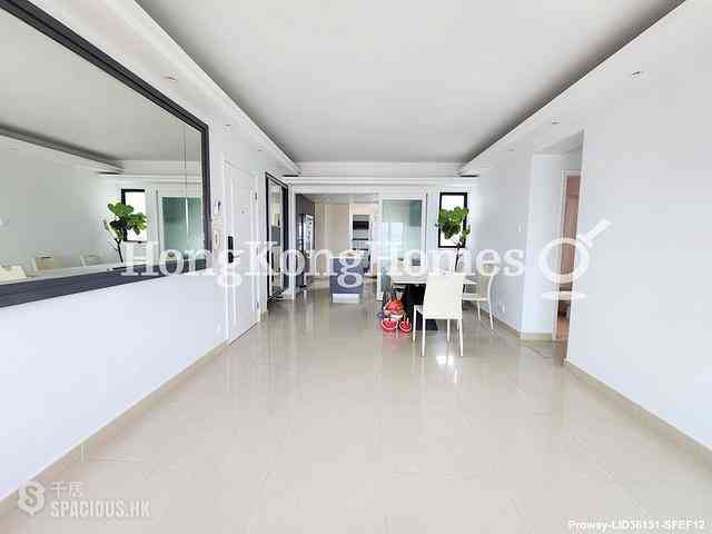 Mid Levels West - Lyttelton Garden 03