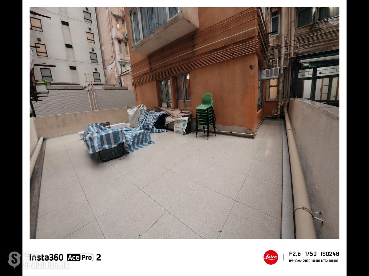Sai Ying Pun - Kam Kwan Building 01