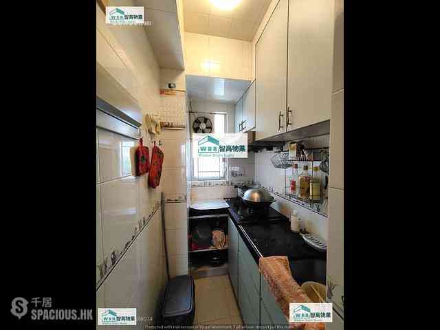 Sai Ying Pun - Lai King Court 04
