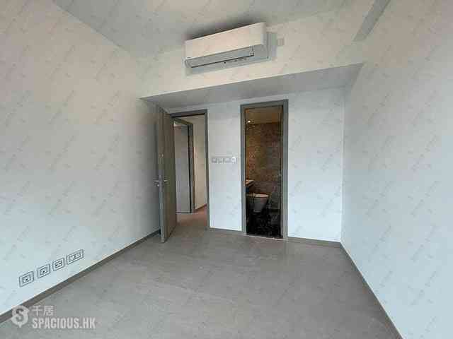 Wong Chuk Hang - The Southside Phase 3C Blue Coast II Tower 5 05