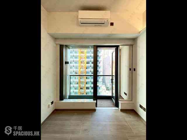 Sai Ying Pun - One・Artlane 05
