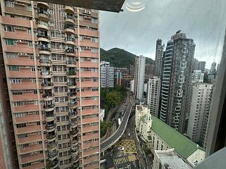 Sai Ying Pun - King Ming Mansion 02