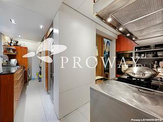 Wan Chai - Phoenix Court 09