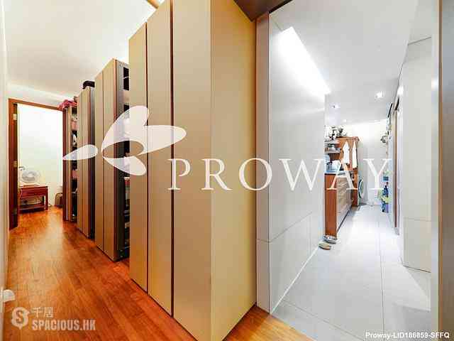 Wan Chai - Phoenix Court 11
