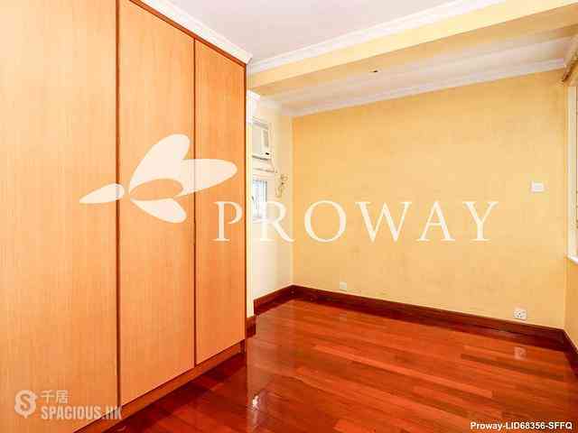 Wan Chai - Phoenix Court 08