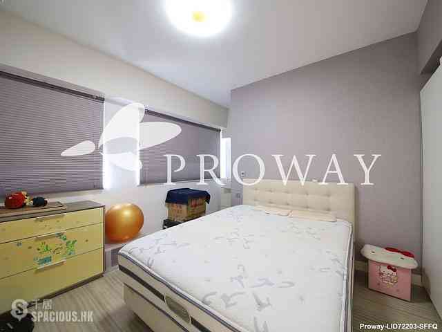 Mid Levels Central - Carlos Court 06