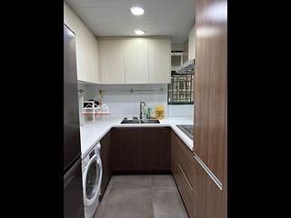 Tai Kok Tsui - Park Avenue Central Park Block 3 09