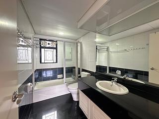 Mid Levels Central - The Grand Panorama 06