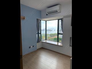 Tai Kok Tsui - Harbour Green Tower 1 02