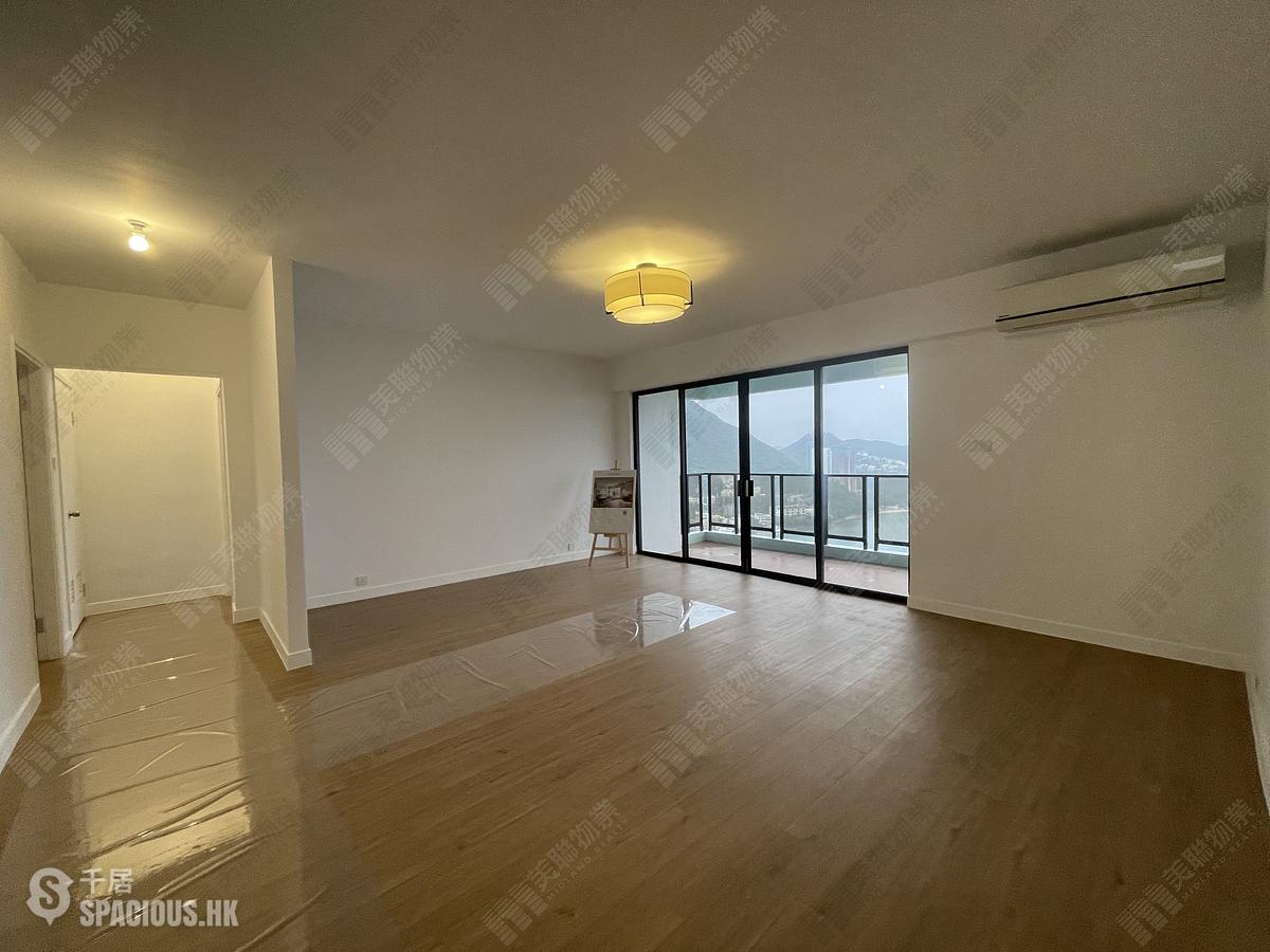 Repulse Bay - Repulse Bay Apartments 01