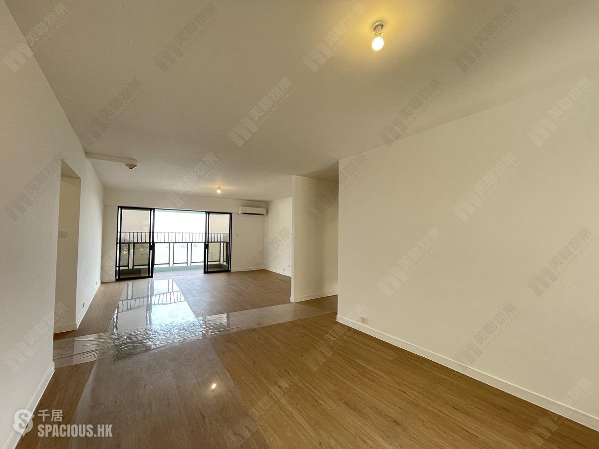 Repulse Bay - Repulse Bay Apartments 01
