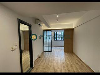上环 - 荷李活道256-258号 03